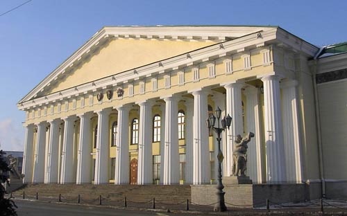 Здание Горного института, Петербург (1806-1808). Архитектор А. Воронихин 