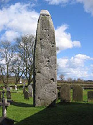 http://upload.wikimedia.org/wikipedia/commons/thumb/f/f9/RudstonMonolith%28StephenHorncastle%29Apr2006.jpg/180px-RudstonMonolith%28StephenHorncastle%29Apr2006.jpg